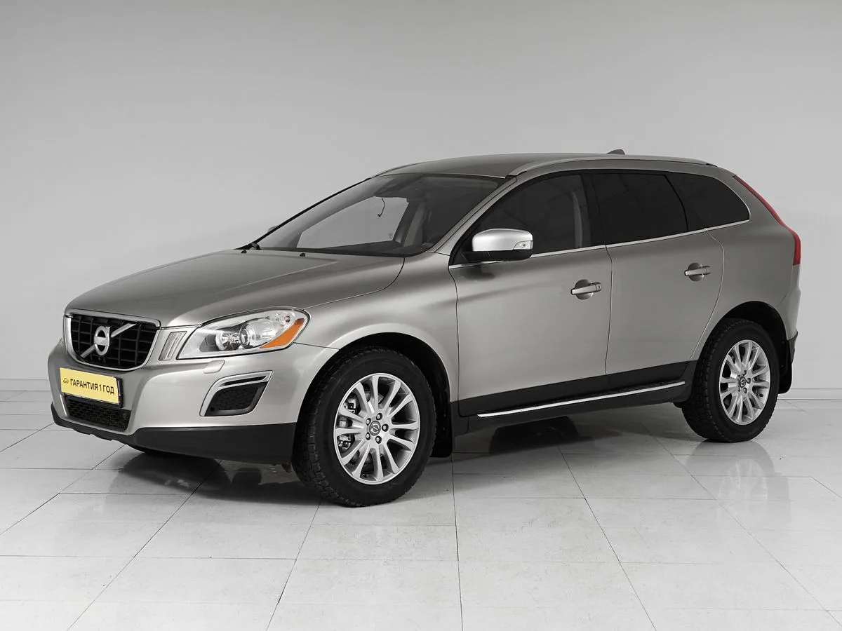 Volvo XC60 I · Momentum