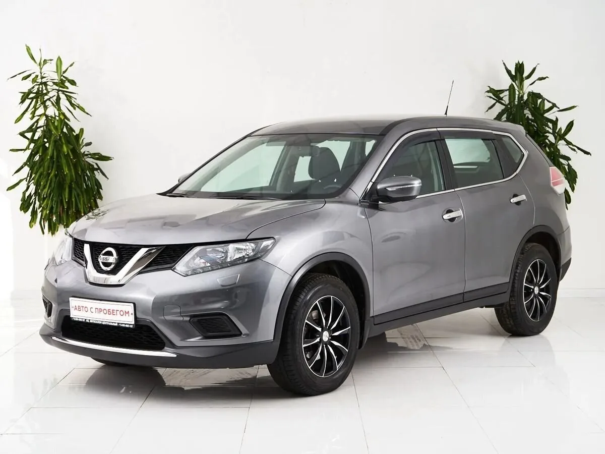 Nissan X-Trail III · SE Top