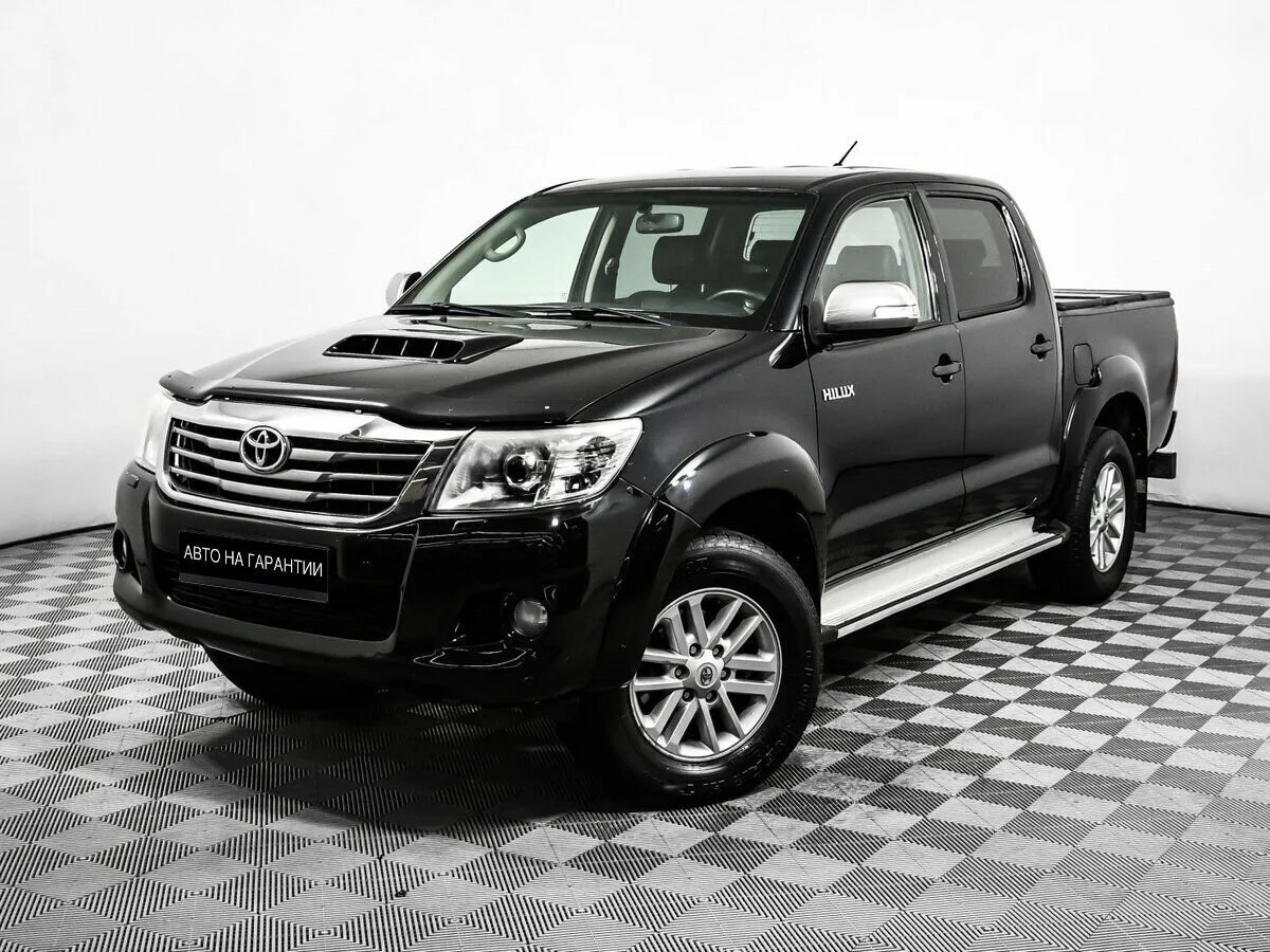 Toyota Hilux VII Рестайлинг · Престиж
