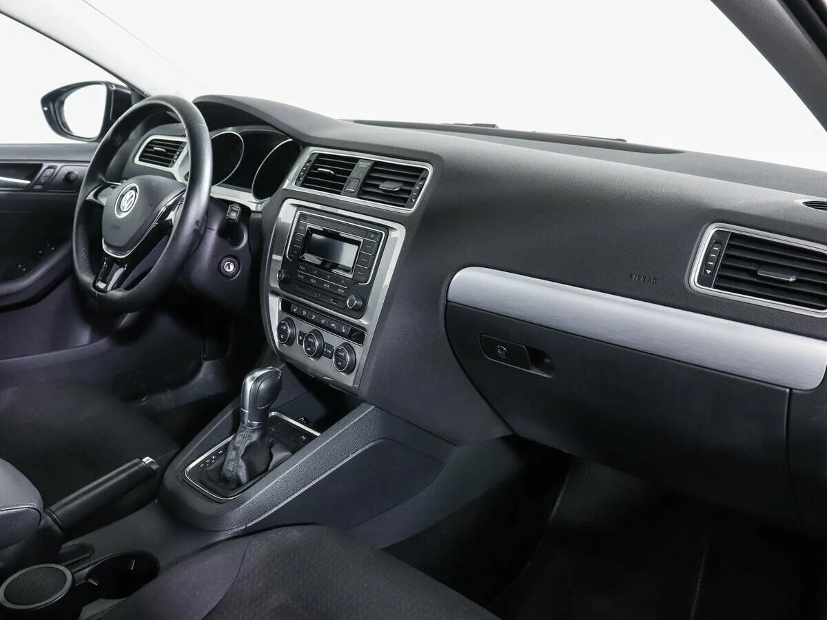 Volkswagen Jetta VI Рестайлинг · Allstar — фото 5