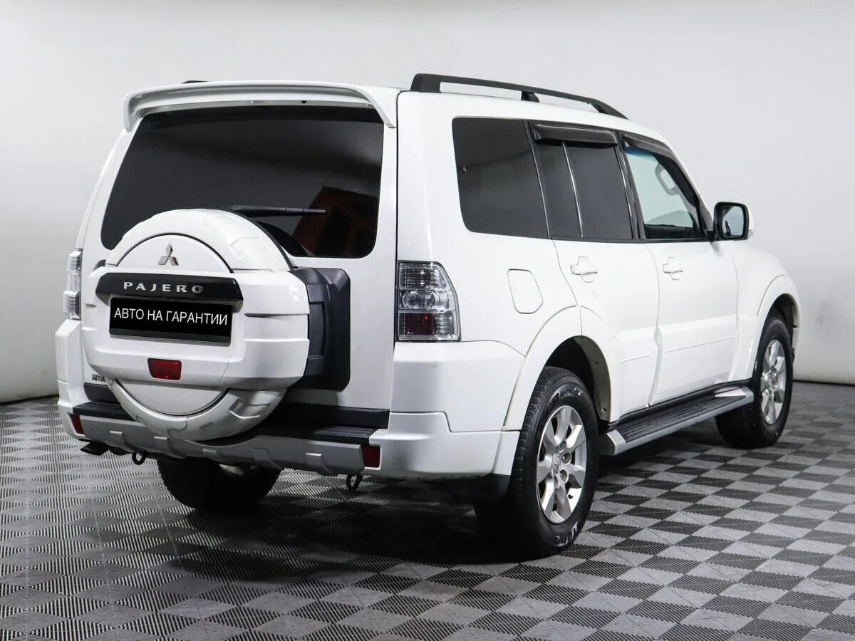 Mitsubishi Pajero IV Рестайлинг 1 · Intense — фото 3