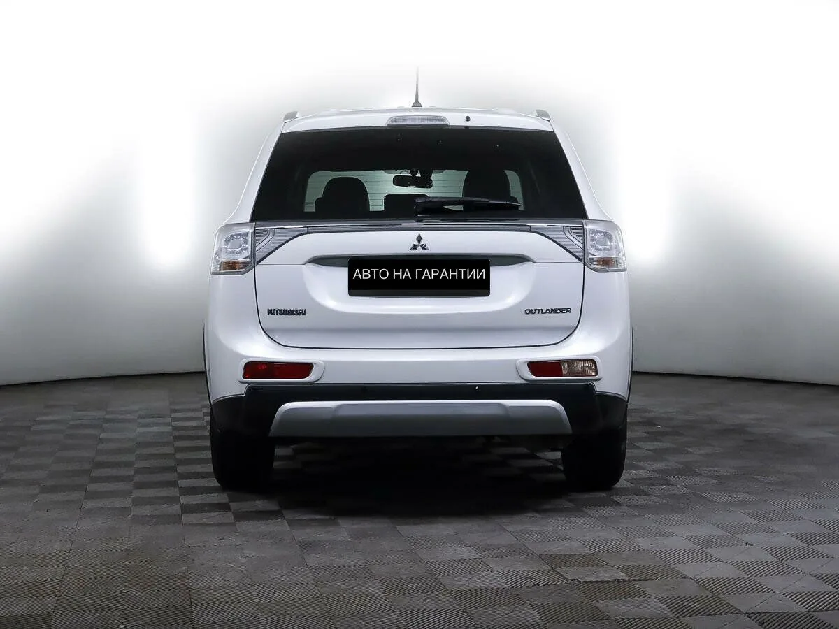 Mitsubishi Outlander III Рестайлинг · Instyle — фото 4