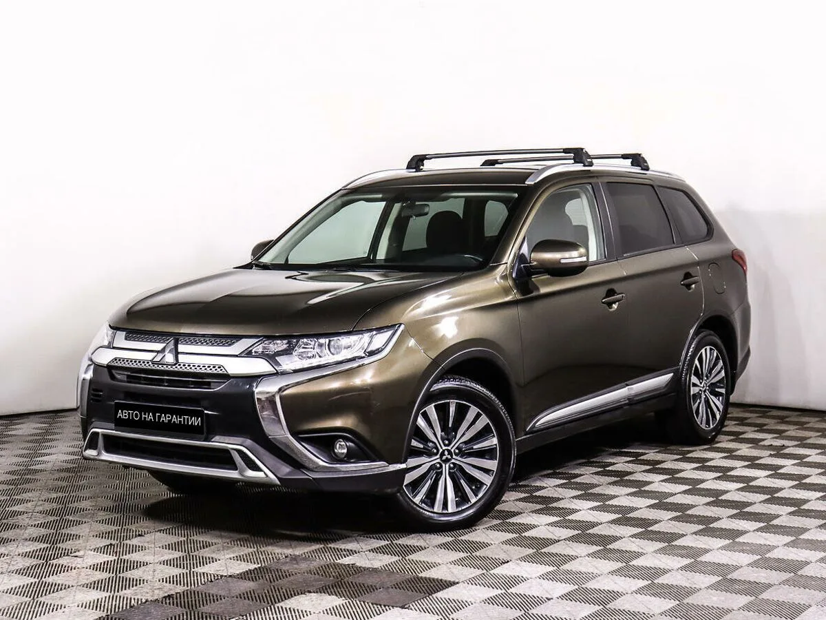 Mitsubishi Outlander III Рестайлинг 3 · Invite