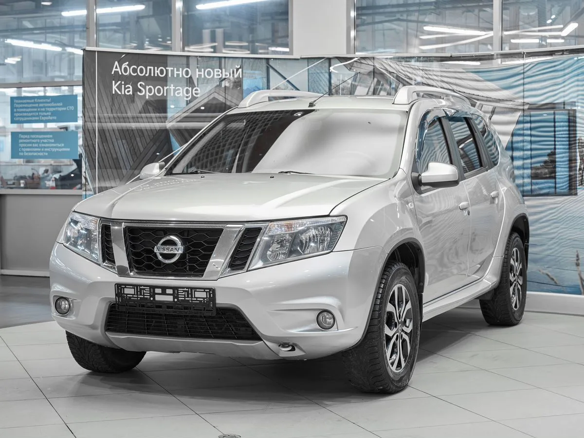 Nissan Terrano III (D10)