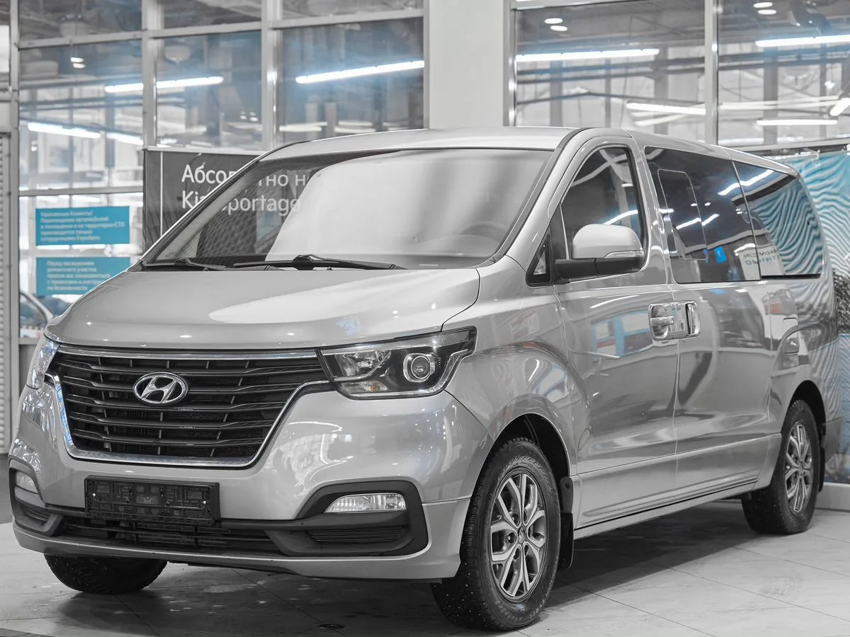 Hyundai H-1 II Рестайлинг 2 · Business