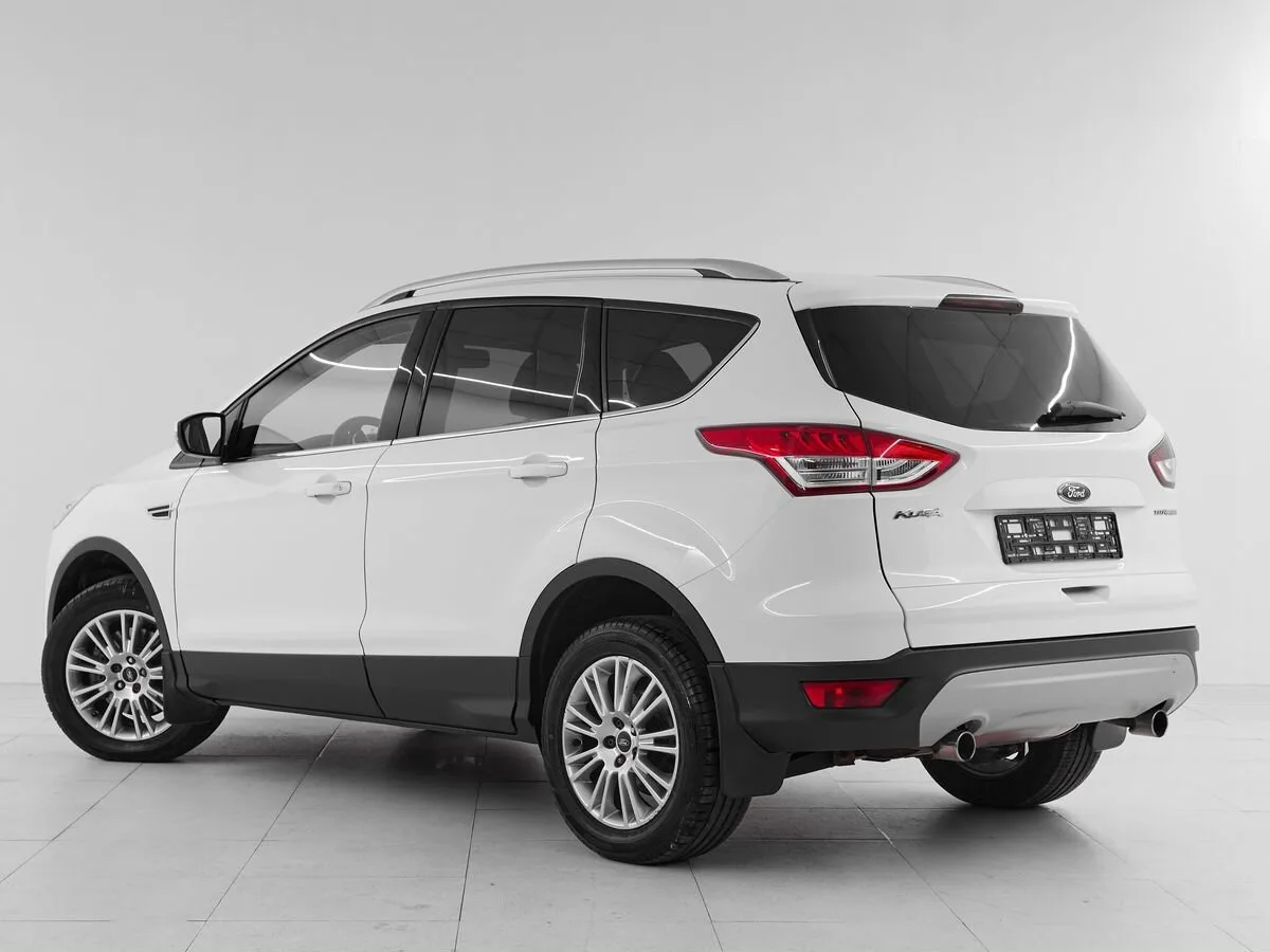Ford Kuga II · Titanium — фото 4