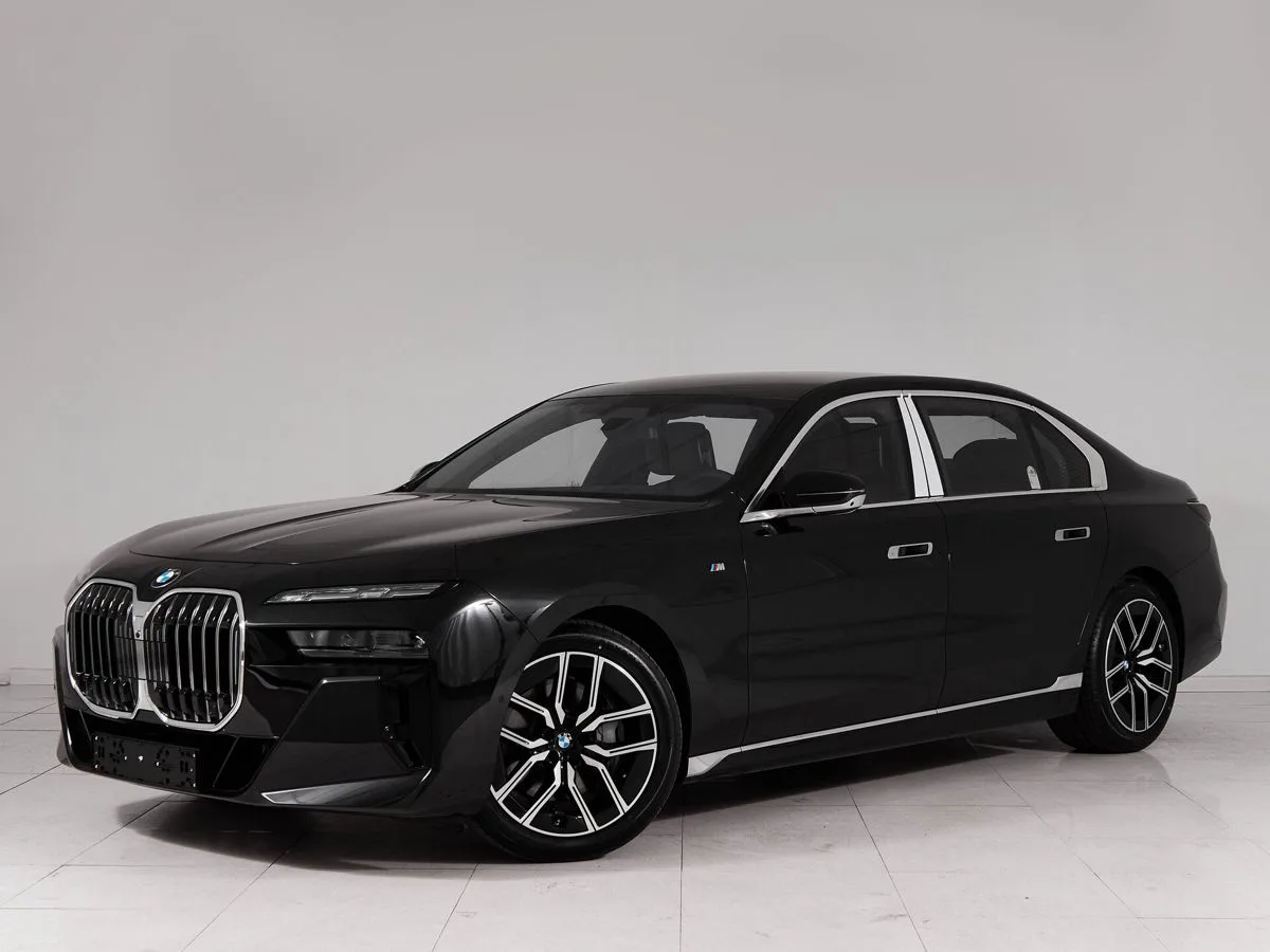BMW 7 серии VII (G70) · 740i xDrive