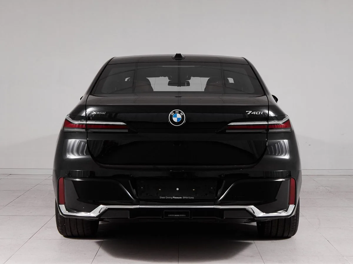 BMW 7 серии VII (G70) · 740i xDrive — фото 5