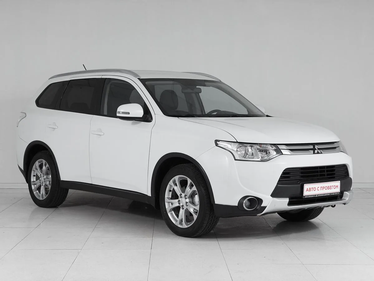Mitsubishi Outlander III Рестайлинг · Intense — фото 3