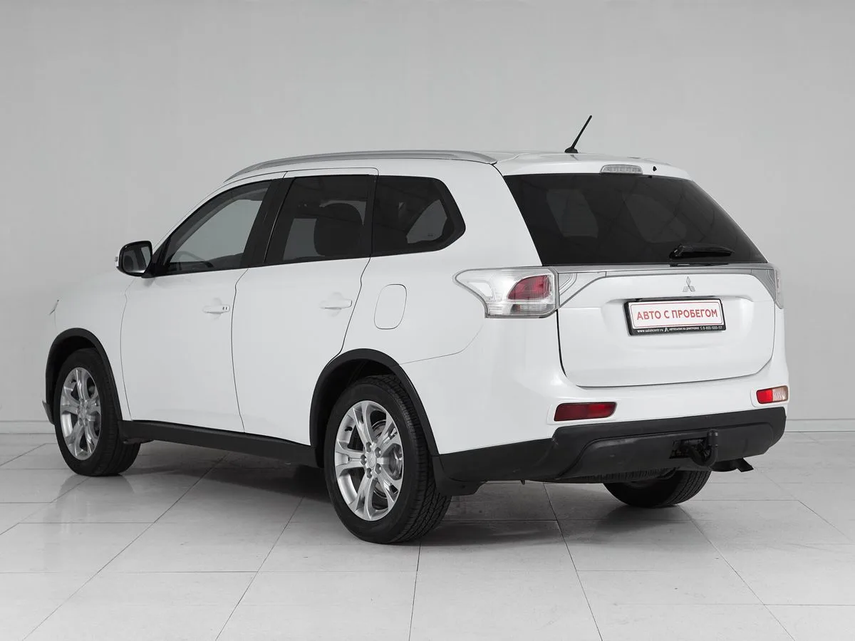 Mitsubishi Outlander III Рестайлинг · Intense — фото 4