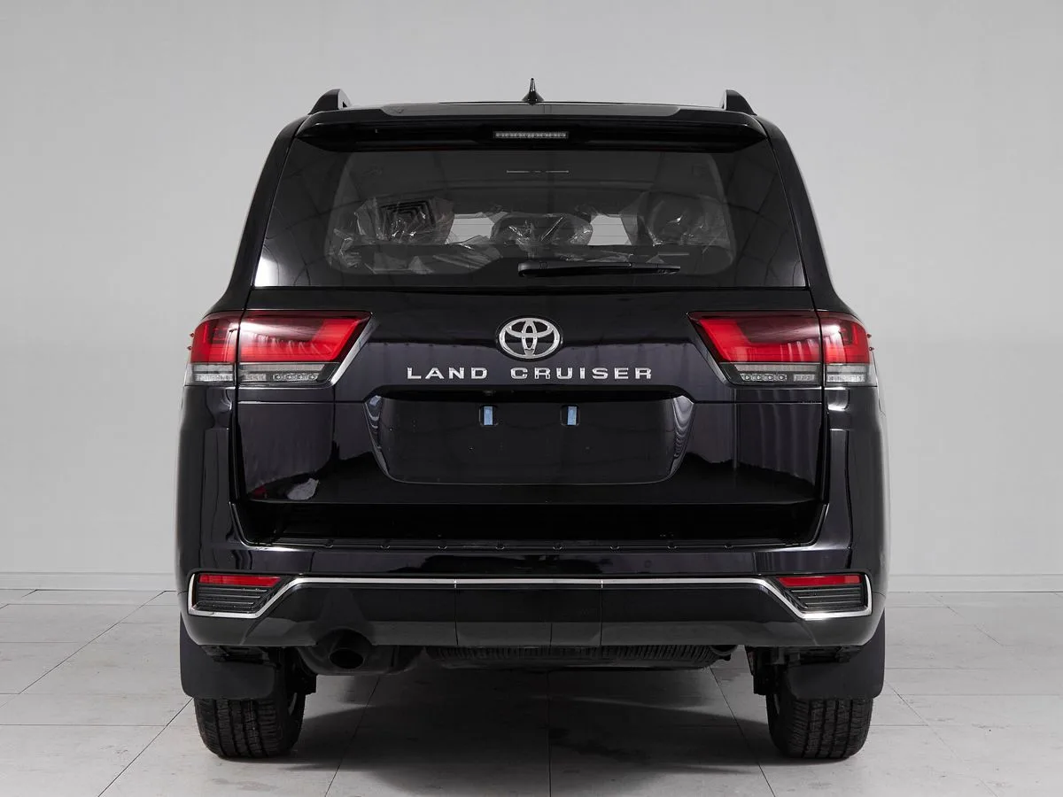 Toyota Land Cruiser 300 Series — фото 5