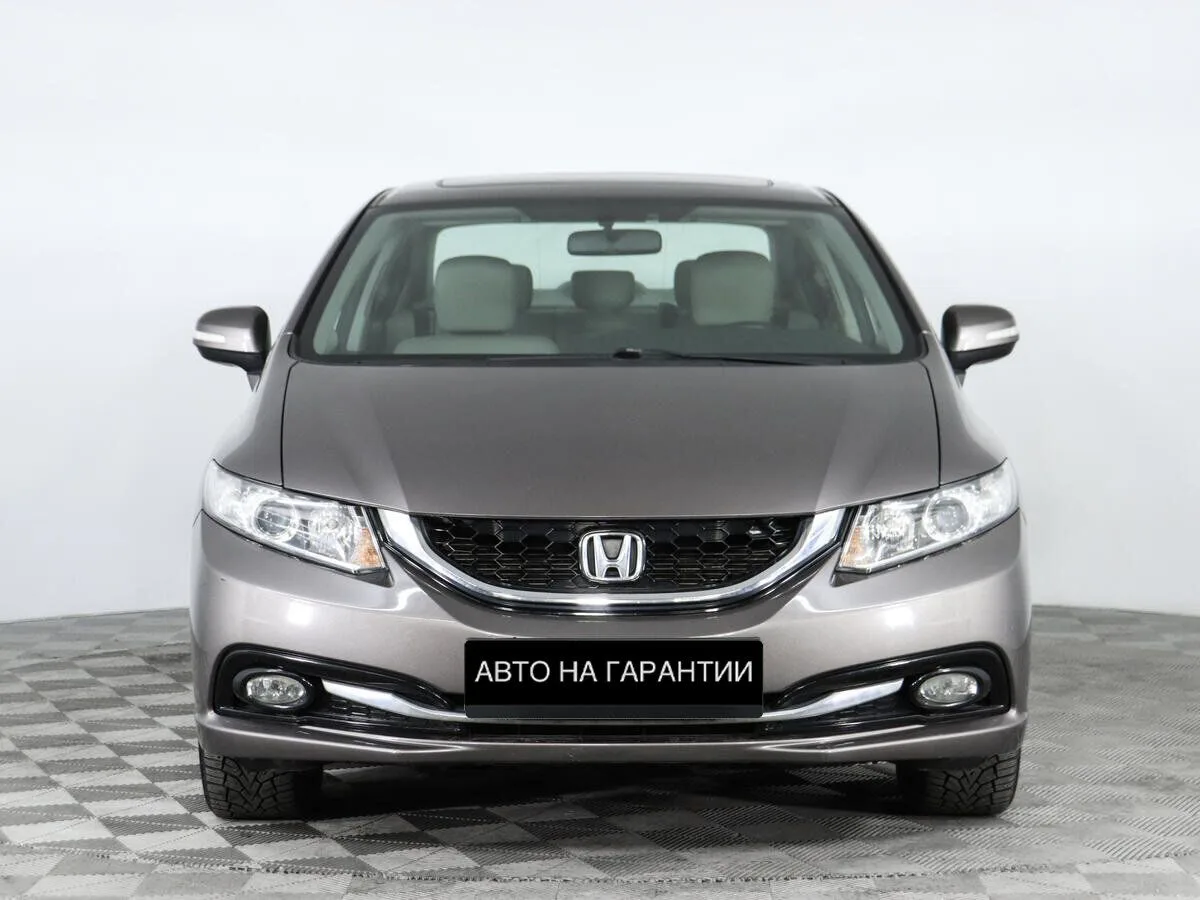 Honda Civic IX Рестайлинг · Lifestyle — фото 2