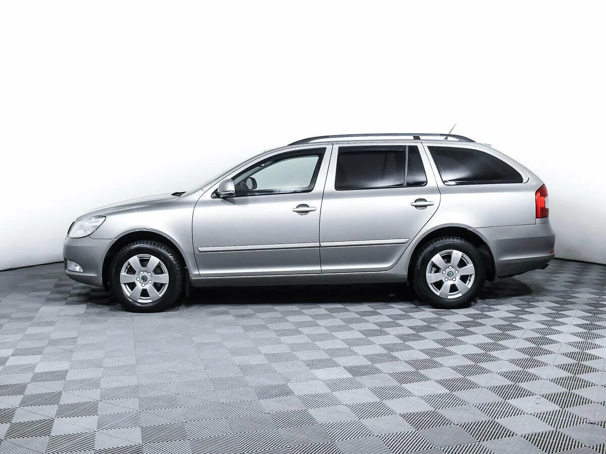 Skoda Octavia II (A5) Рестайлинг · Elegance — фото 3