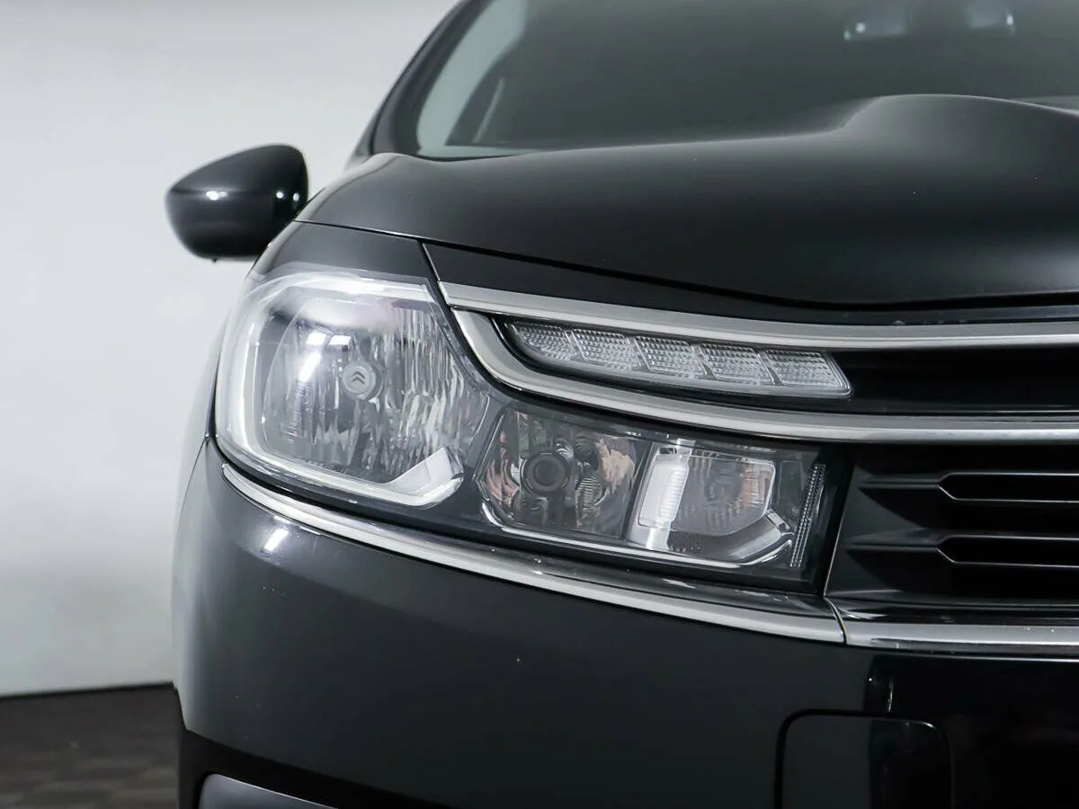 Citroen C4 II Рестайлинг · SHINE — фото 5