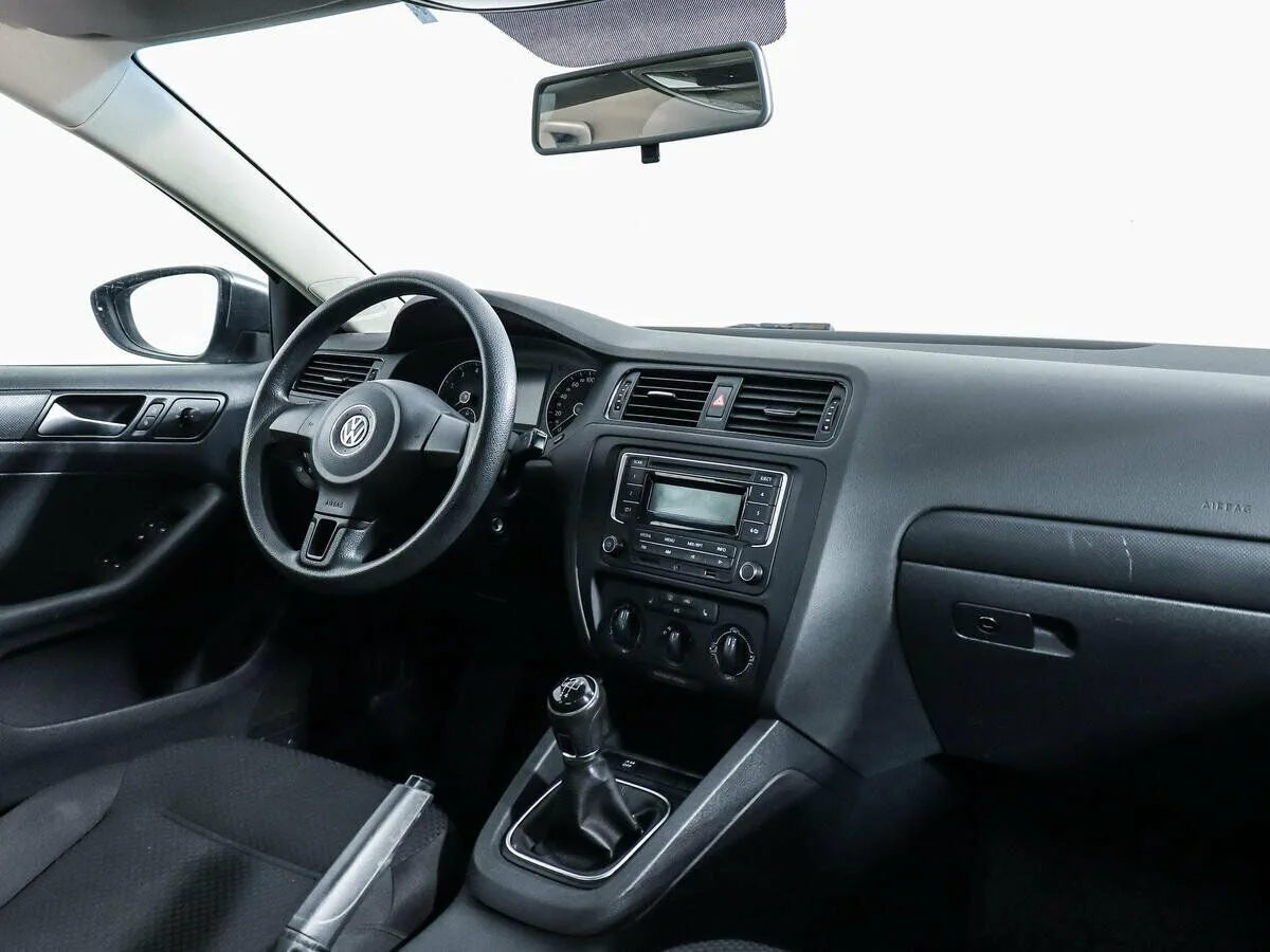 Volkswagen Jetta VI · Conceptline — фото 5