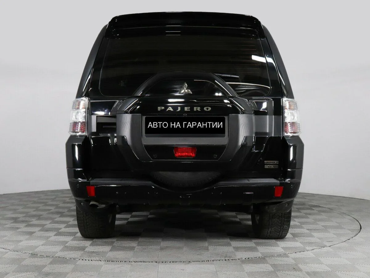 Mitsubishi Pajero IV Рестайлинг 2 · GLS — фото 4