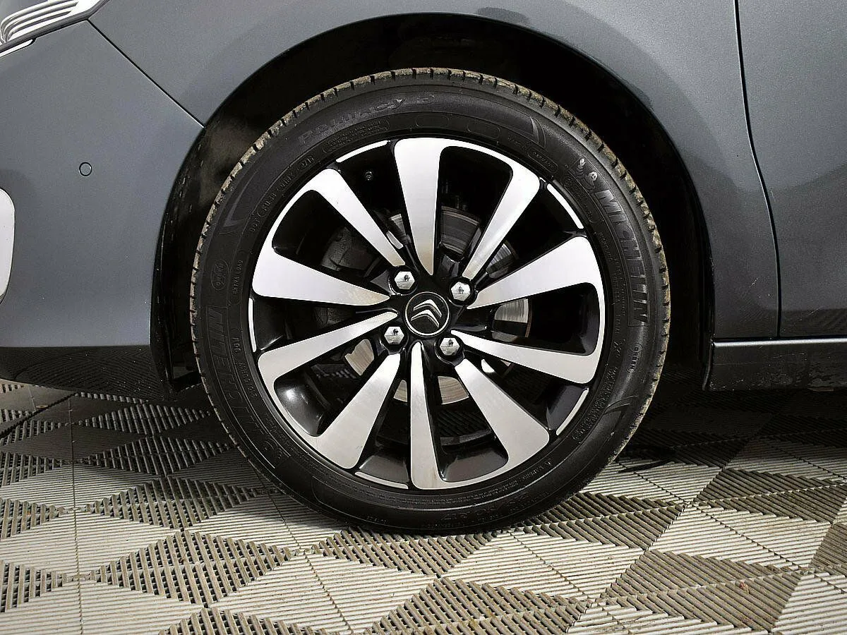 Citroen C4 II Рестайлинг · SHINE Ultimate — фото 5