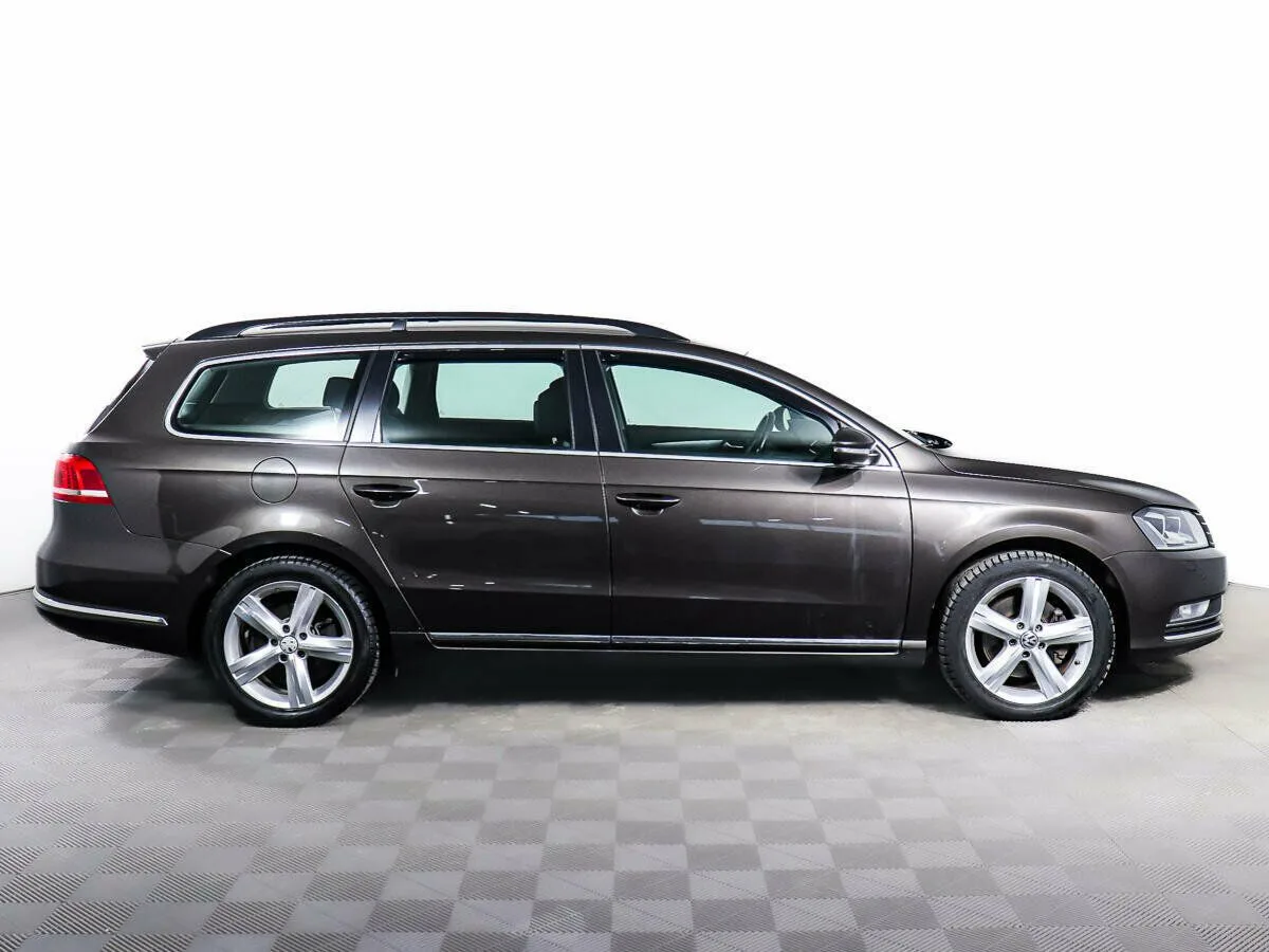 Volkswagen Passat B7 · Highline — фото 4