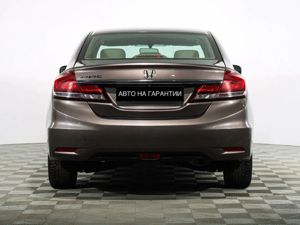Honda Civic IX Рестайлинг · Lifestyle — фото 4