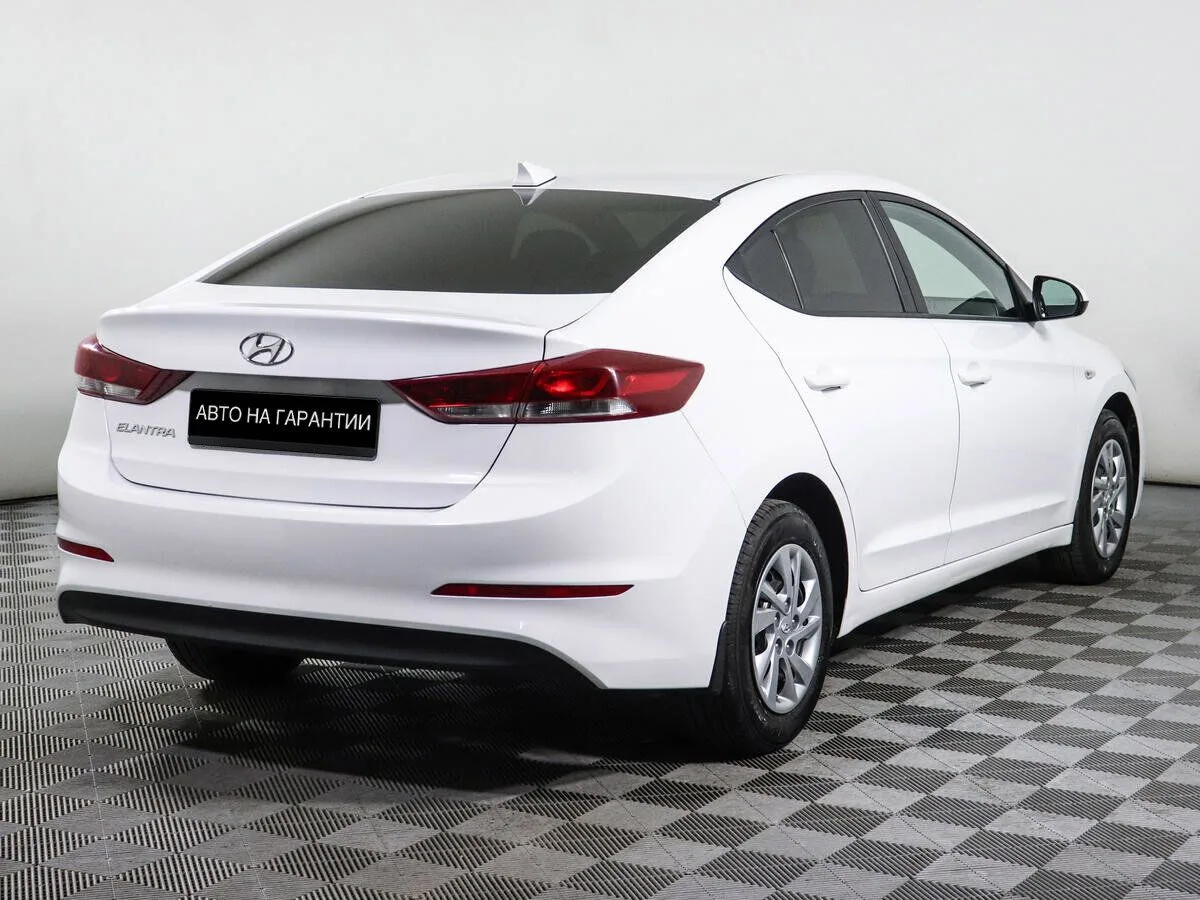 Hyundai Elantra VI (AD) · Base — фото 3