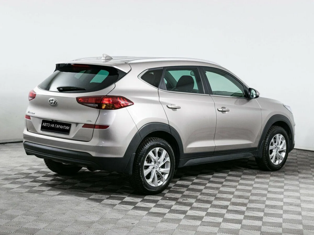 Hyundai Tucson III Рестайлинг · Family — фото 3