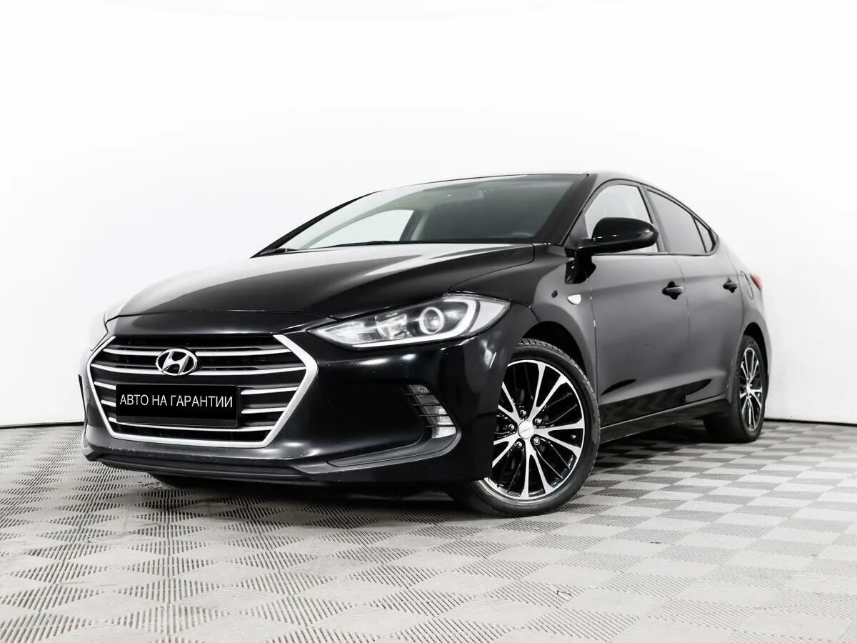Hyundai Elantra VI (AD) · Start