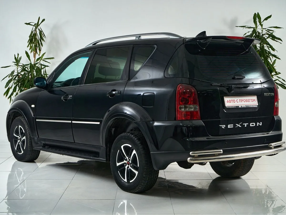 SsangYong Rexton II — фото 5