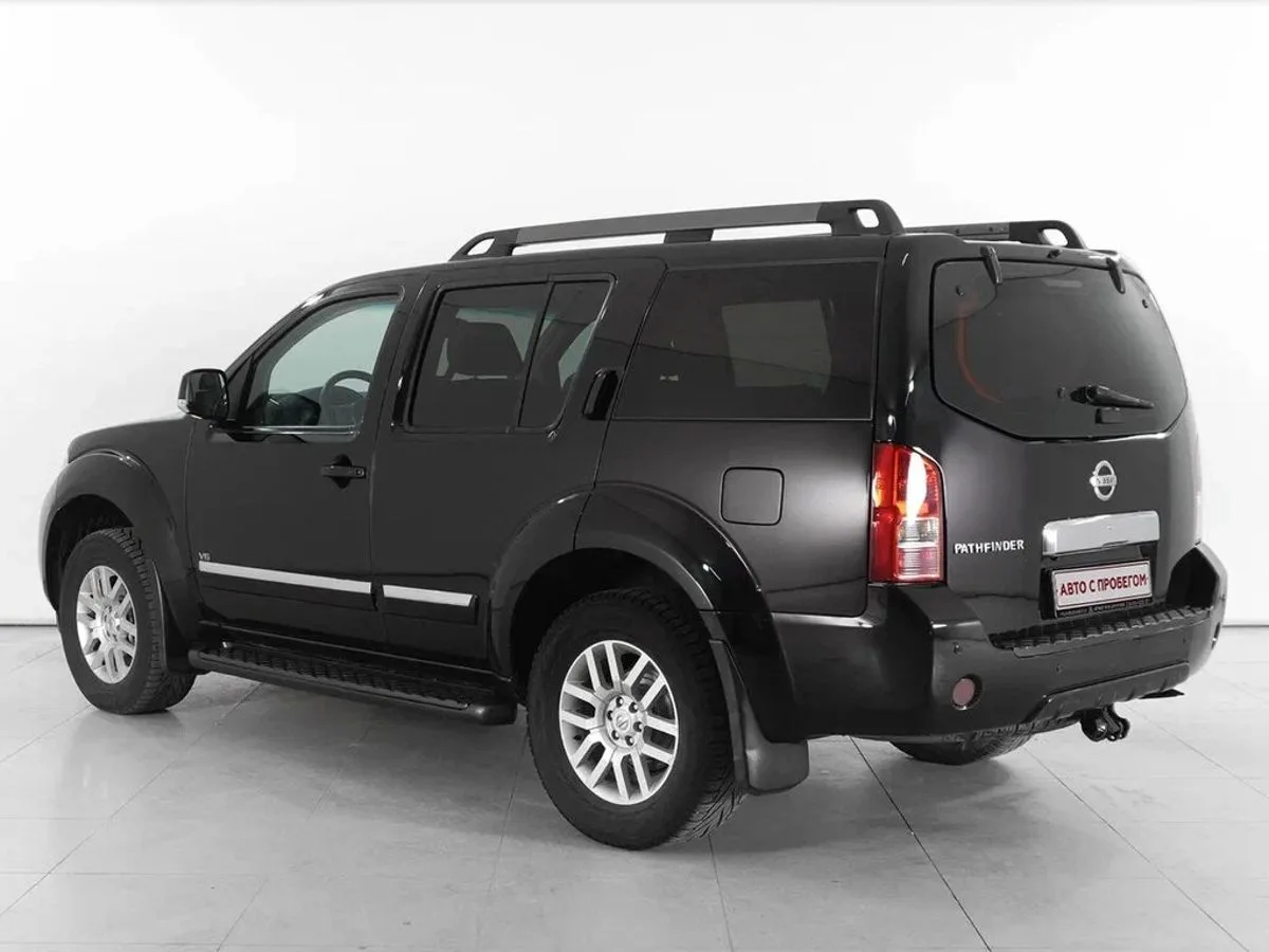 Nissan Pathfinder III Рестайлинг · LE — фото 2
