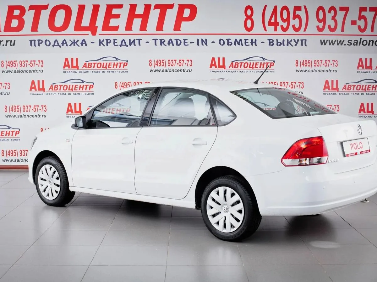 Volkswagen Polo V Рестайлинг · Highline 15-18 — фото 3