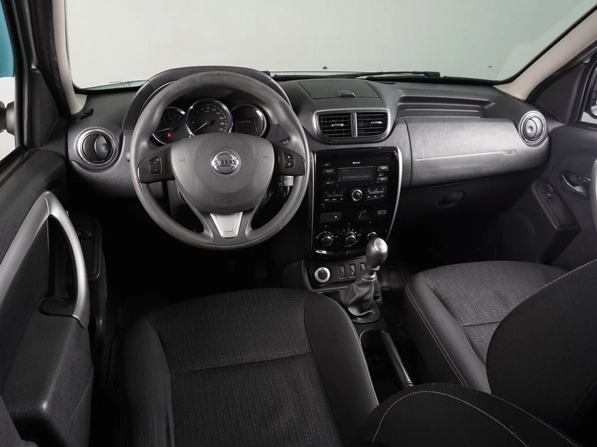 Nissan Terrano III (D10) · Elegance — фото 5