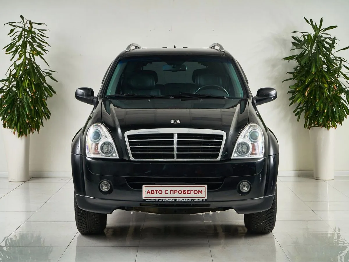 SsangYong Rexton II — фото 2