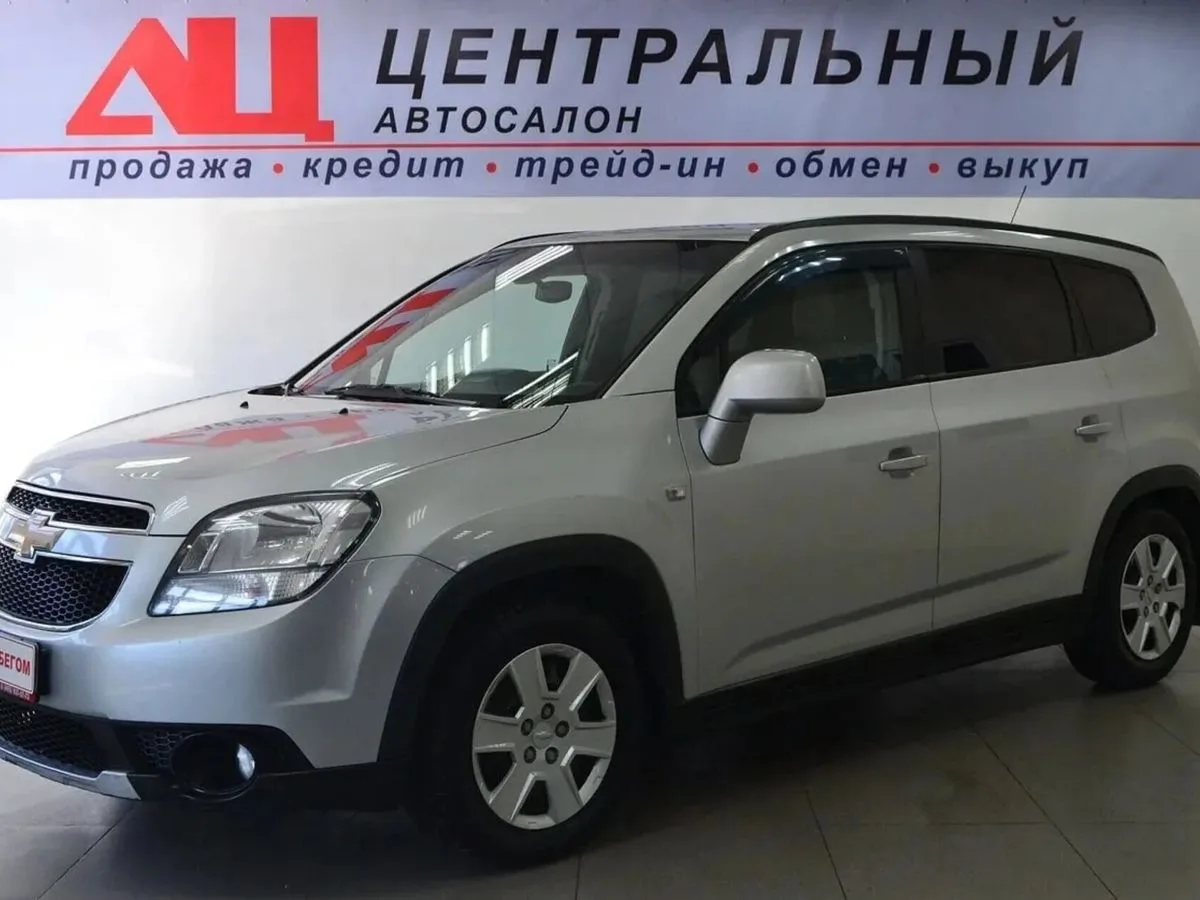 Chevrolet Orlando I · LS