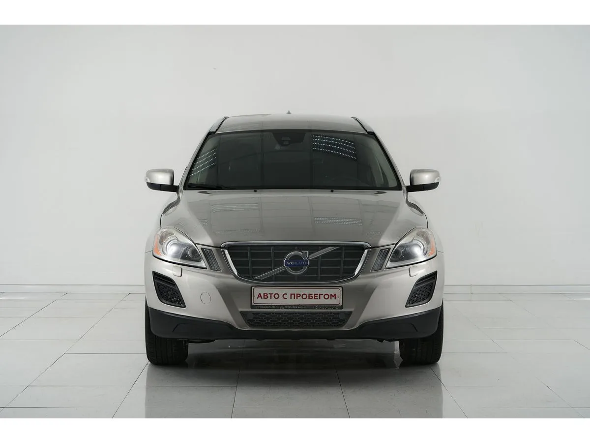 Volvo XC60 I Рестайлинг — фото 2