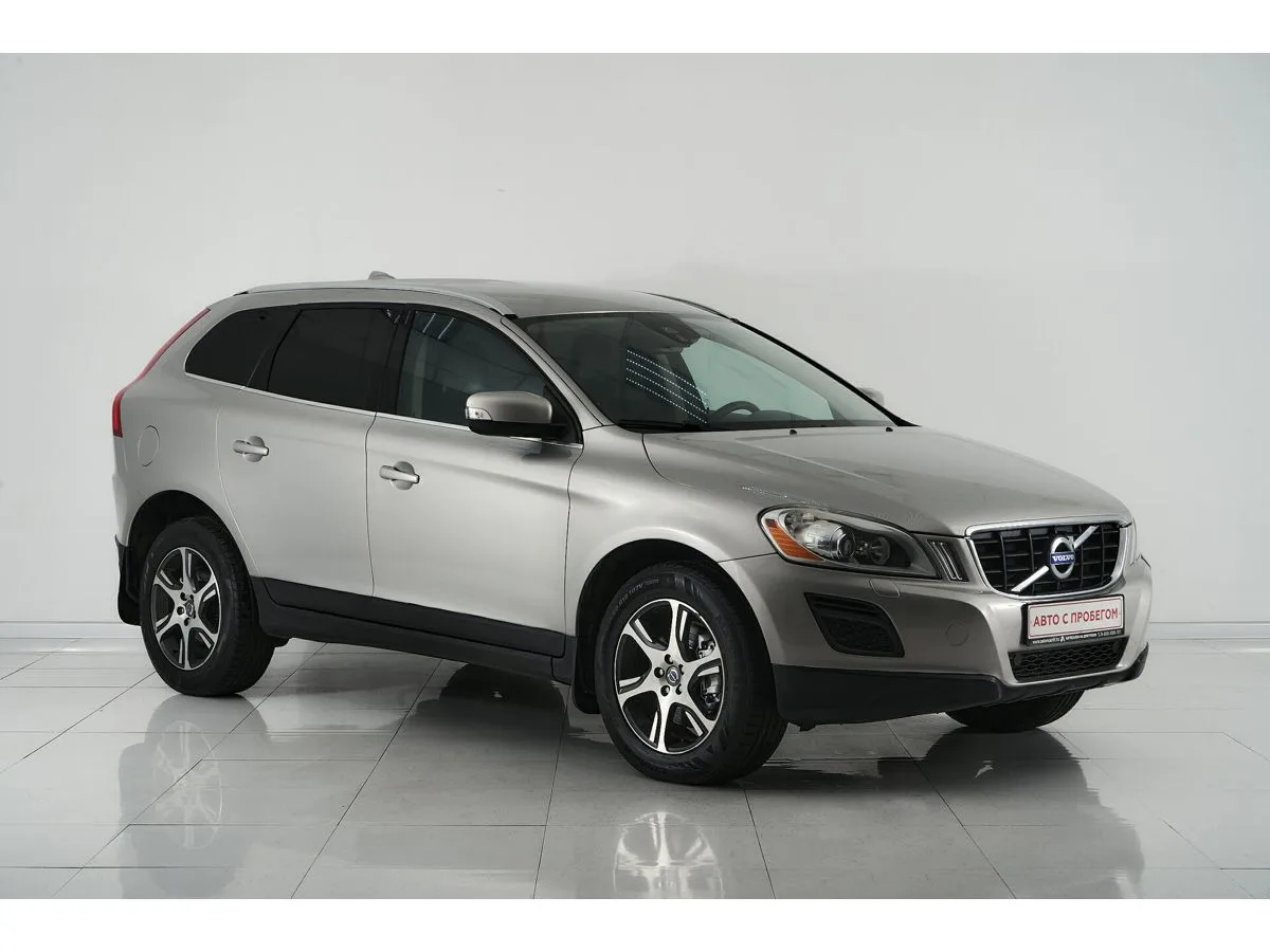 Volvo XC60 I Рестайлинг — фото 3