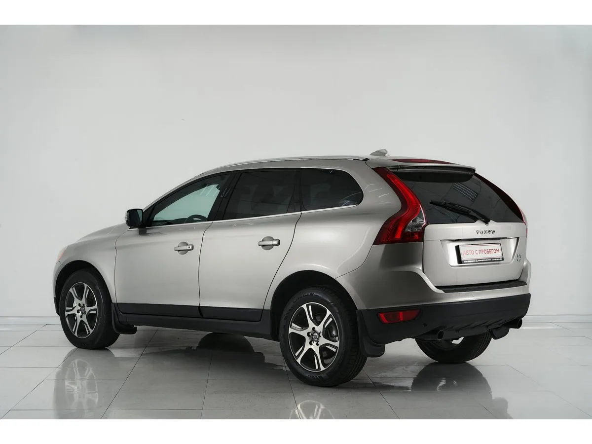 Volvo XC60 I Рестайлинг — фото 4