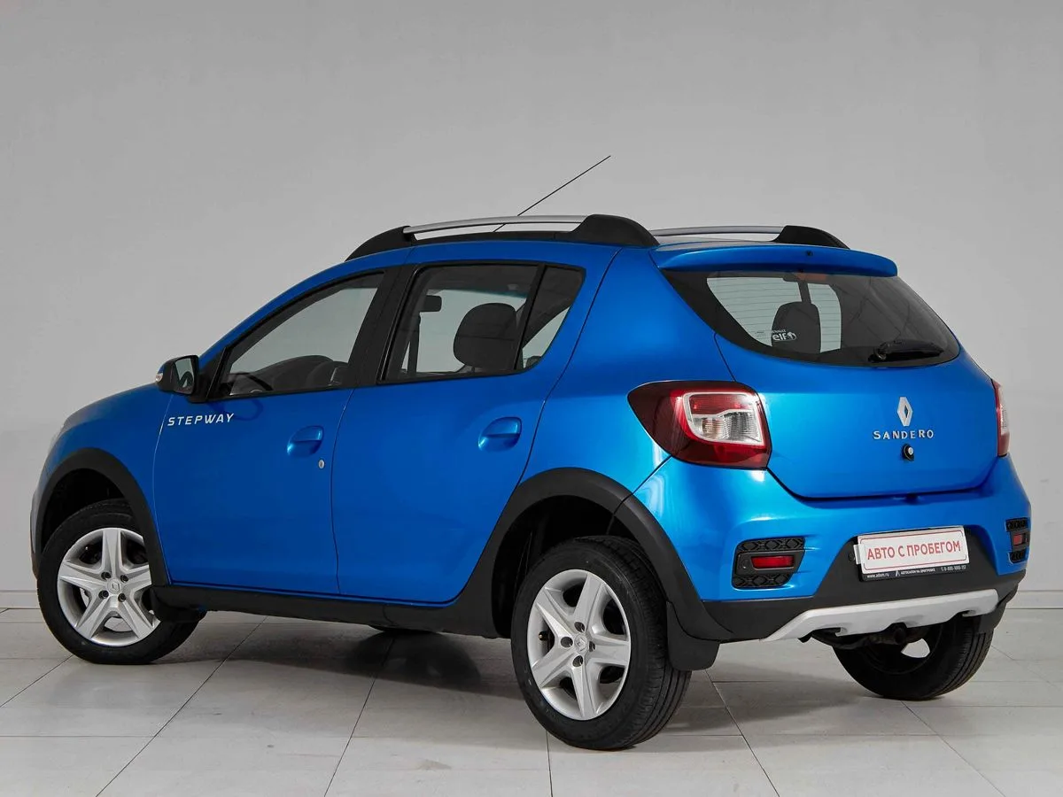 Renault Sandero II Рестайлинг · Stepway Life — фото 4