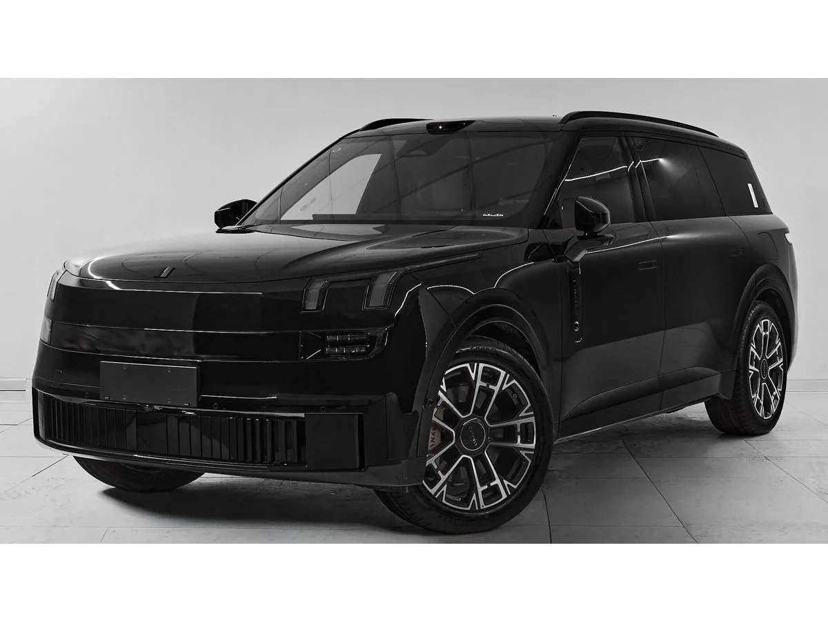 Lynk & Co 900 Ultra (6 seats)