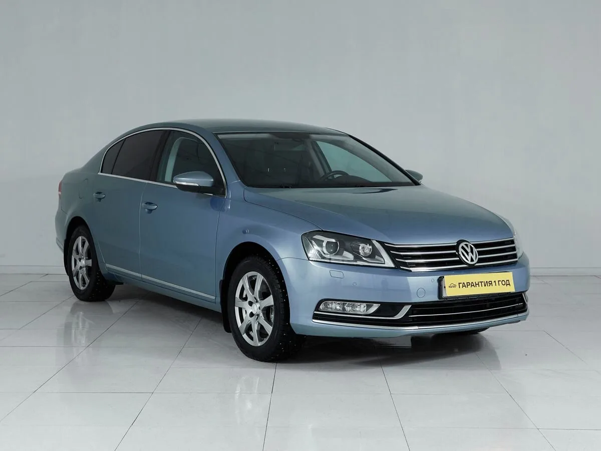 Volkswagen Passat B7 · Highline — фото 3