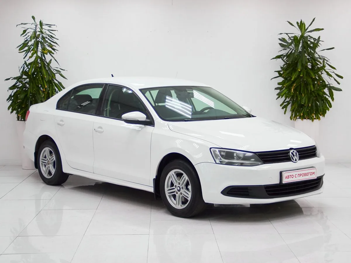 Volkswagen Jetta VI Рестайлинг — фото 3