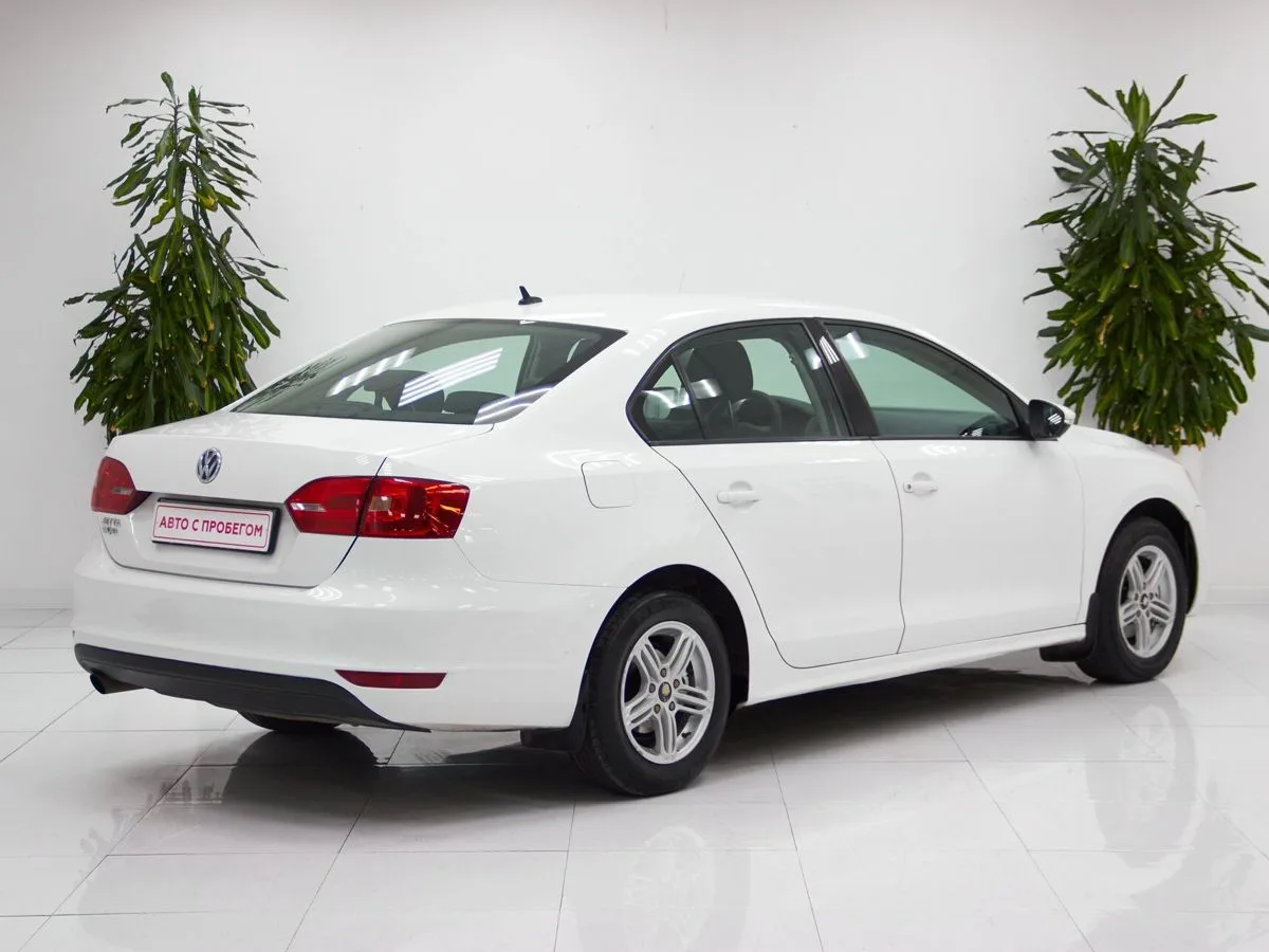 Volkswagen Jetta VI Рестайлинг — фото 4