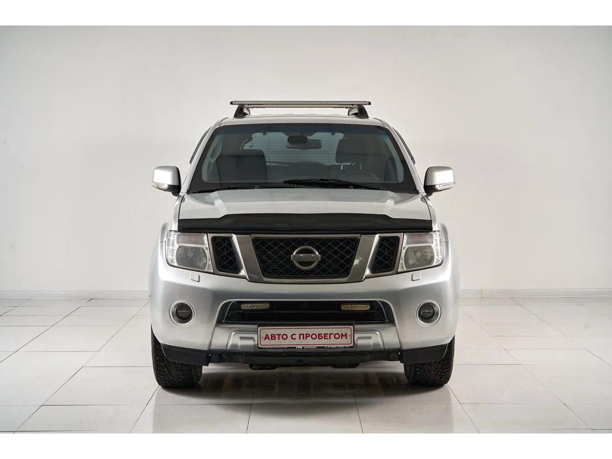 Nissan Pathfinder III Рестайлинг — фото 2