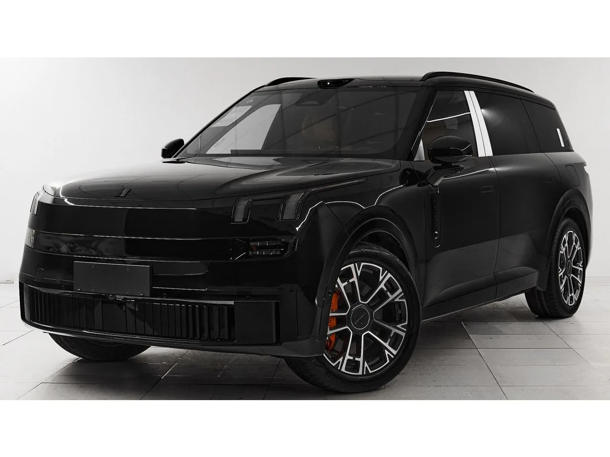 Lynk & Co 900 Ultra (6 seats)