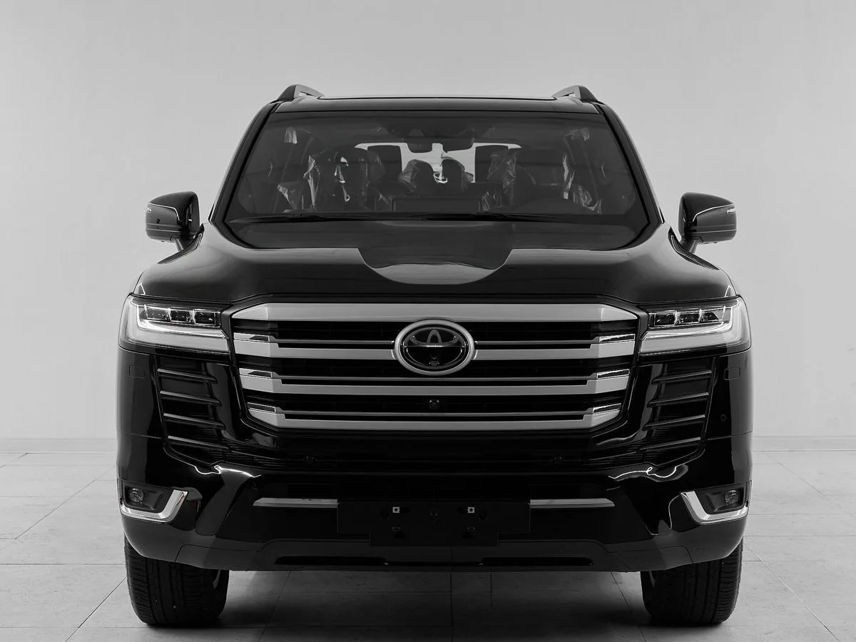 Toyota Land Cruiser 300 Series — фото 2