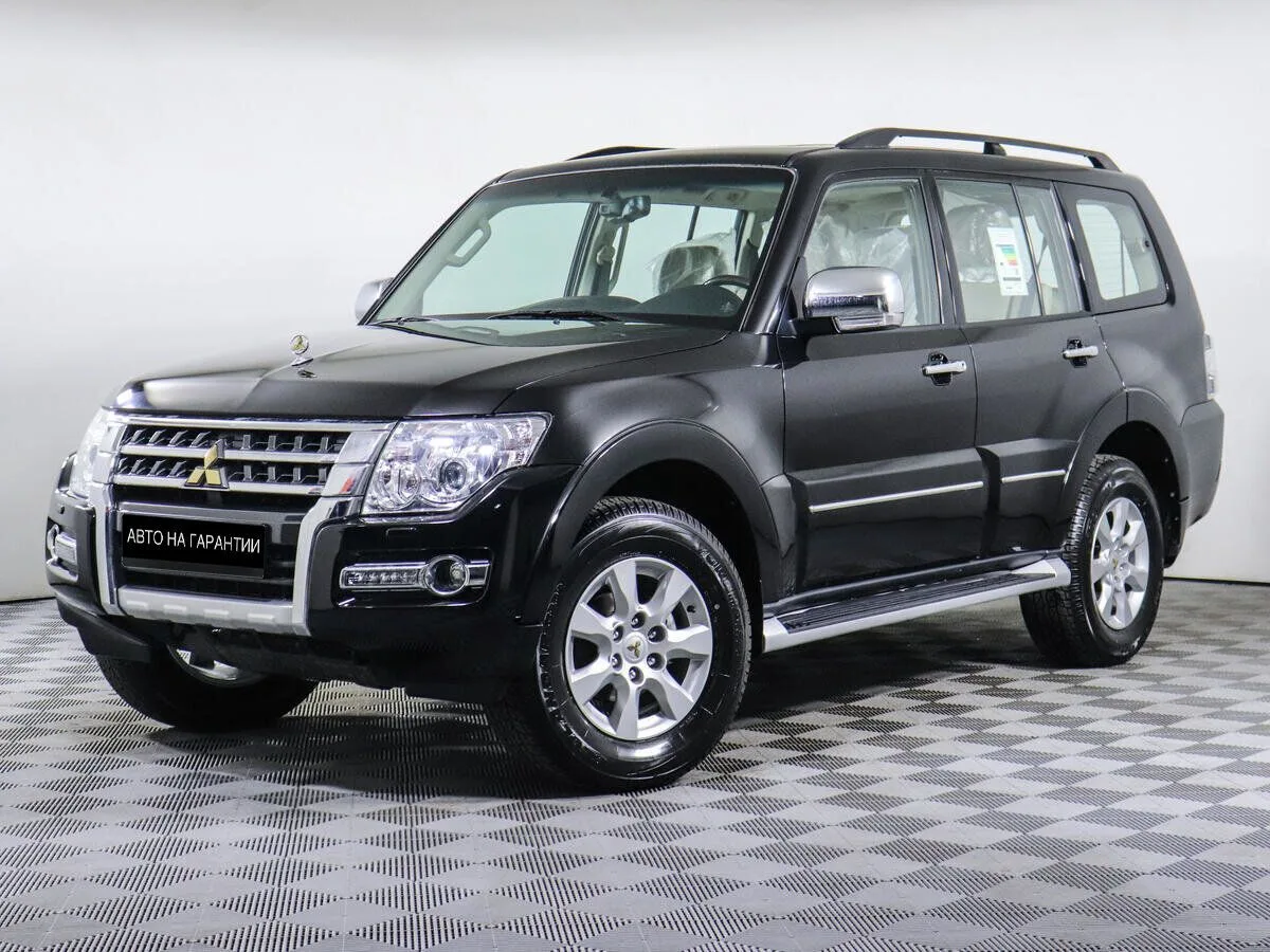 Mitsubishi Pajero IV Рестайлинг 2 · Intense