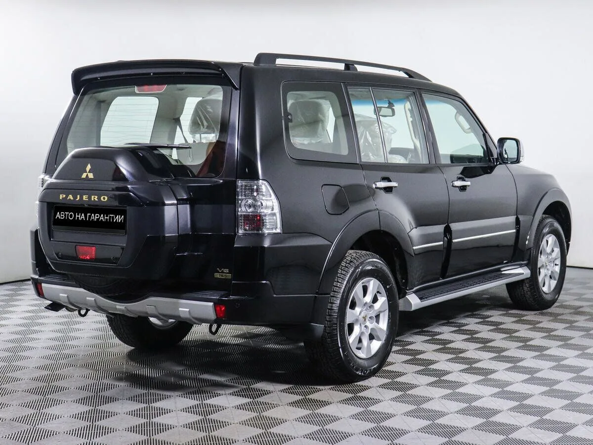 Mitsubishi Pajero IV Рестайлинг 2 · Intense — фото 3