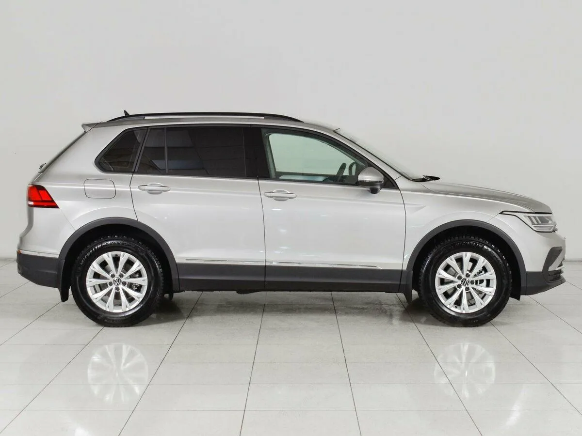 Volkswagen Tiguan II Рестайлинг · Status — фото 5