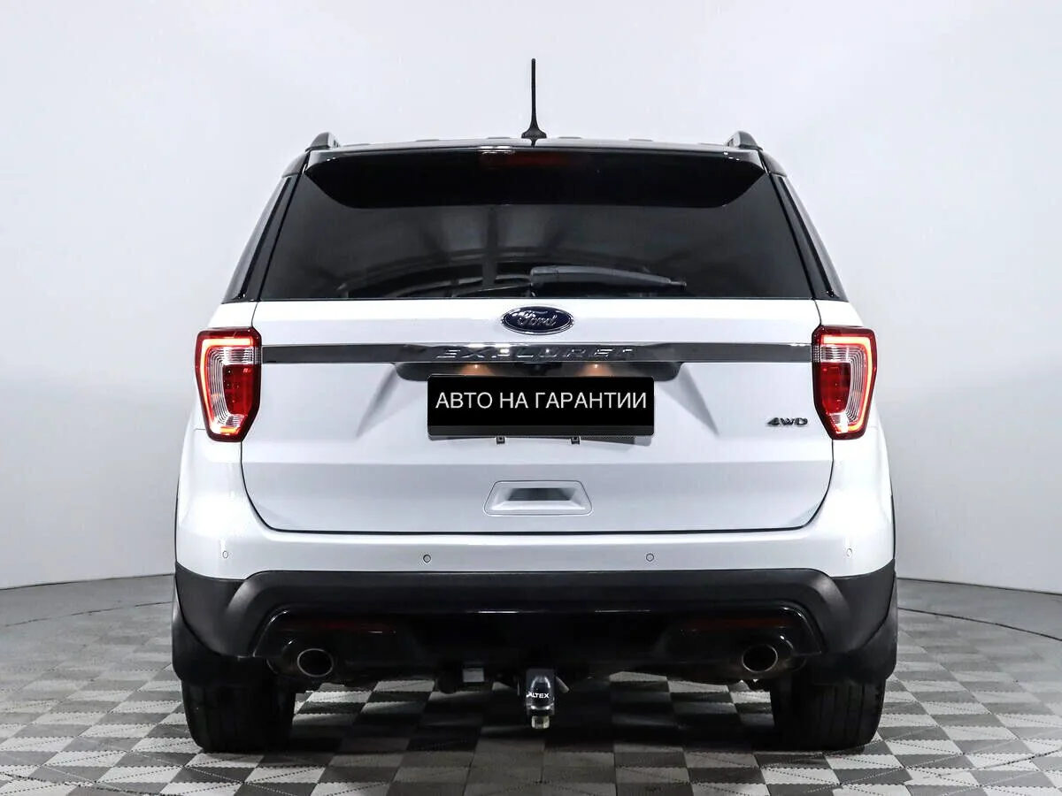 Ford Explorer V Рестайлинг · XLT — фото 4