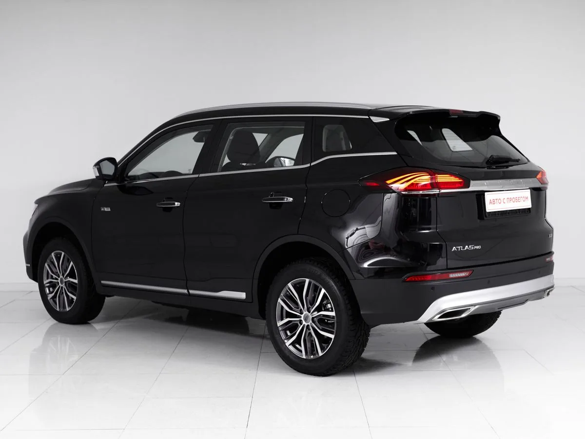 Geely Atlas Pro Flagship — фото 5
