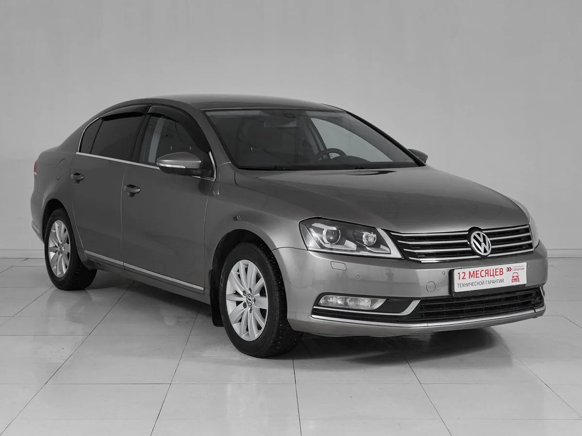 Volkswagen Passat B7 · Highline — фото 3