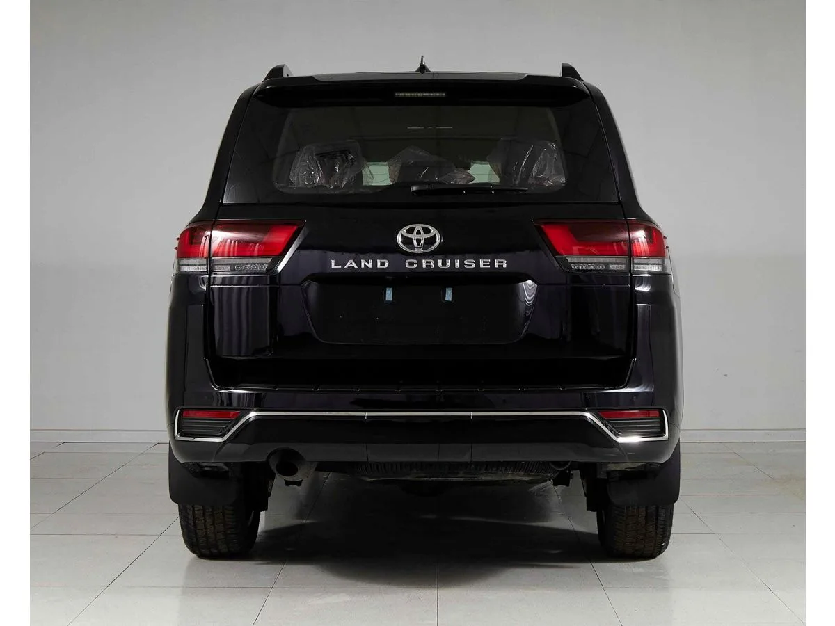 Toyota Land Cruiser 300 Series — фото 5